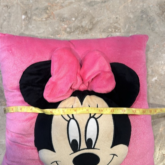 Minnie Mouse Pillow - Picture 3 of 5